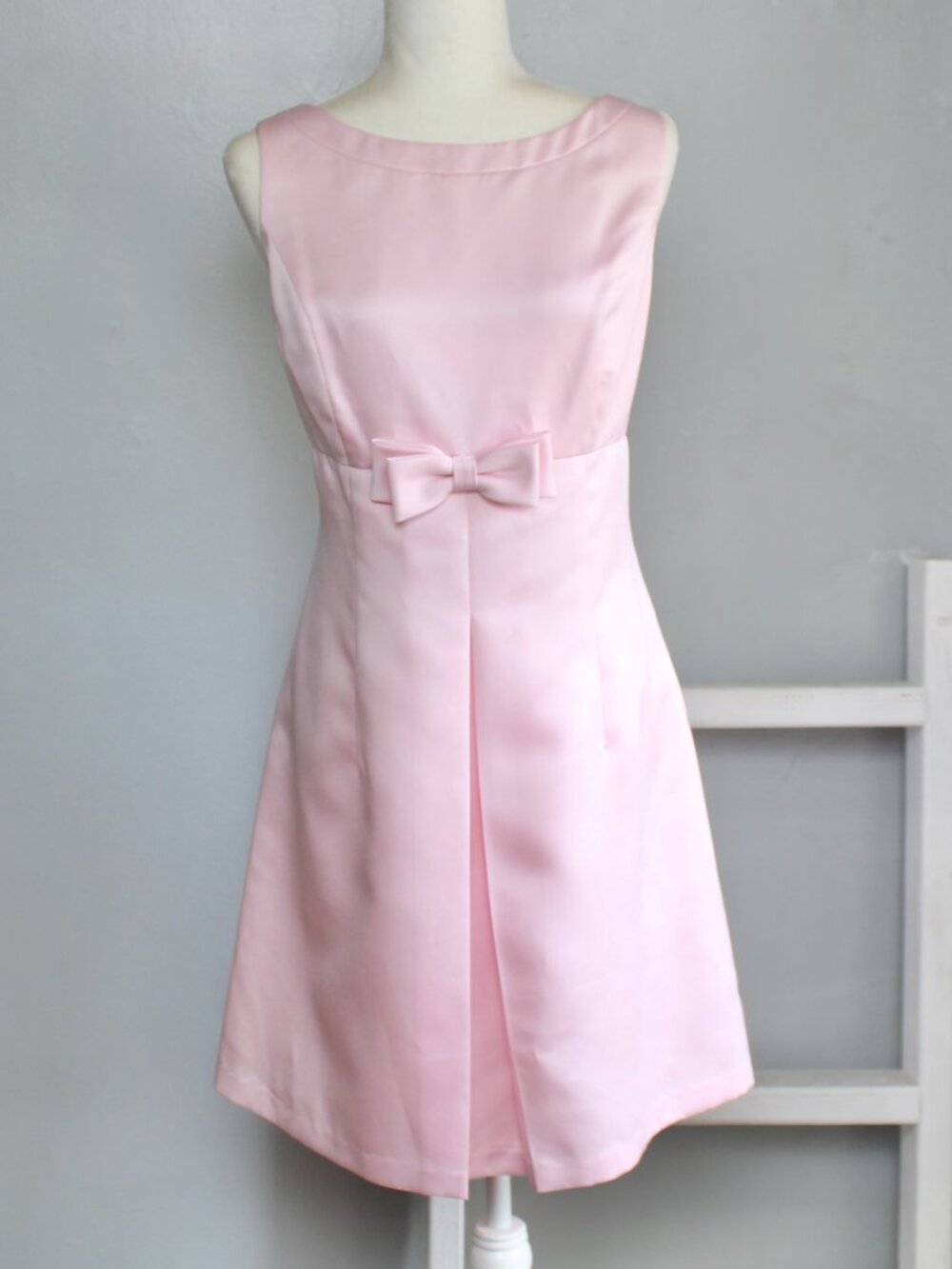 ABS Vintage 90s Pink Empire Waist Pleated Bow Satin Mini Party Dress Size 14 - Picture 1 of 5